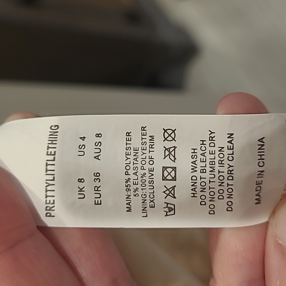 Pretty Little Thing sparkle dress. Size 4 - Picture 5 of 5